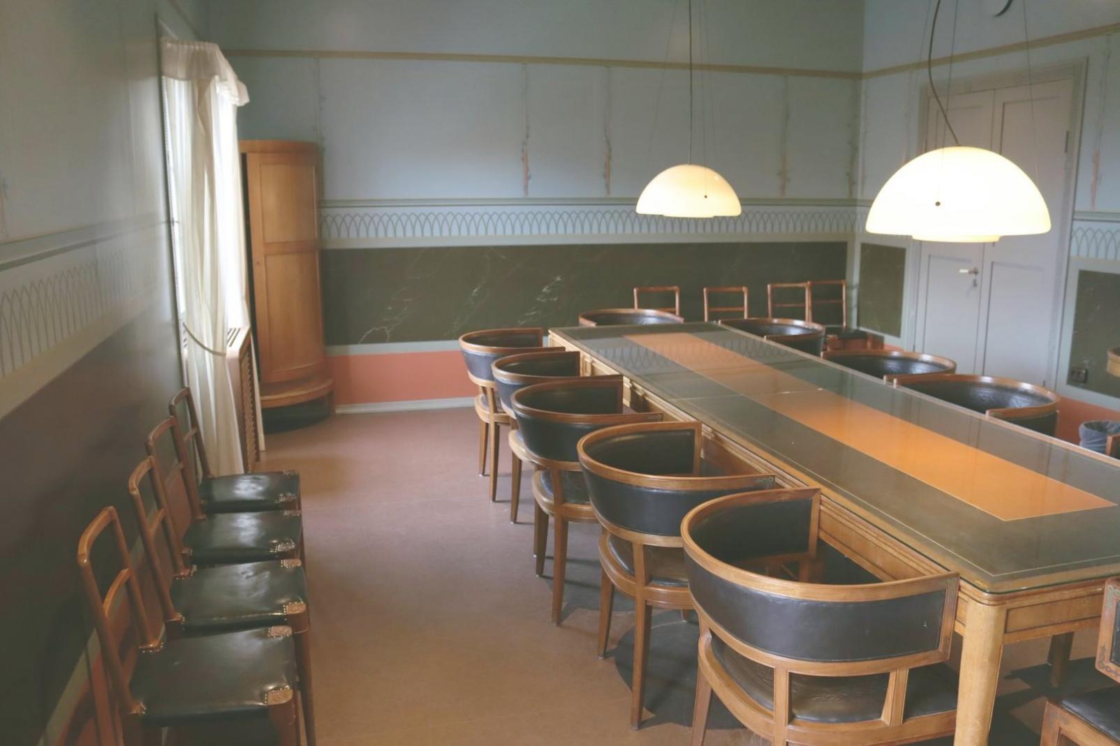 Documents financiers et graphiques d'analyse détaillés